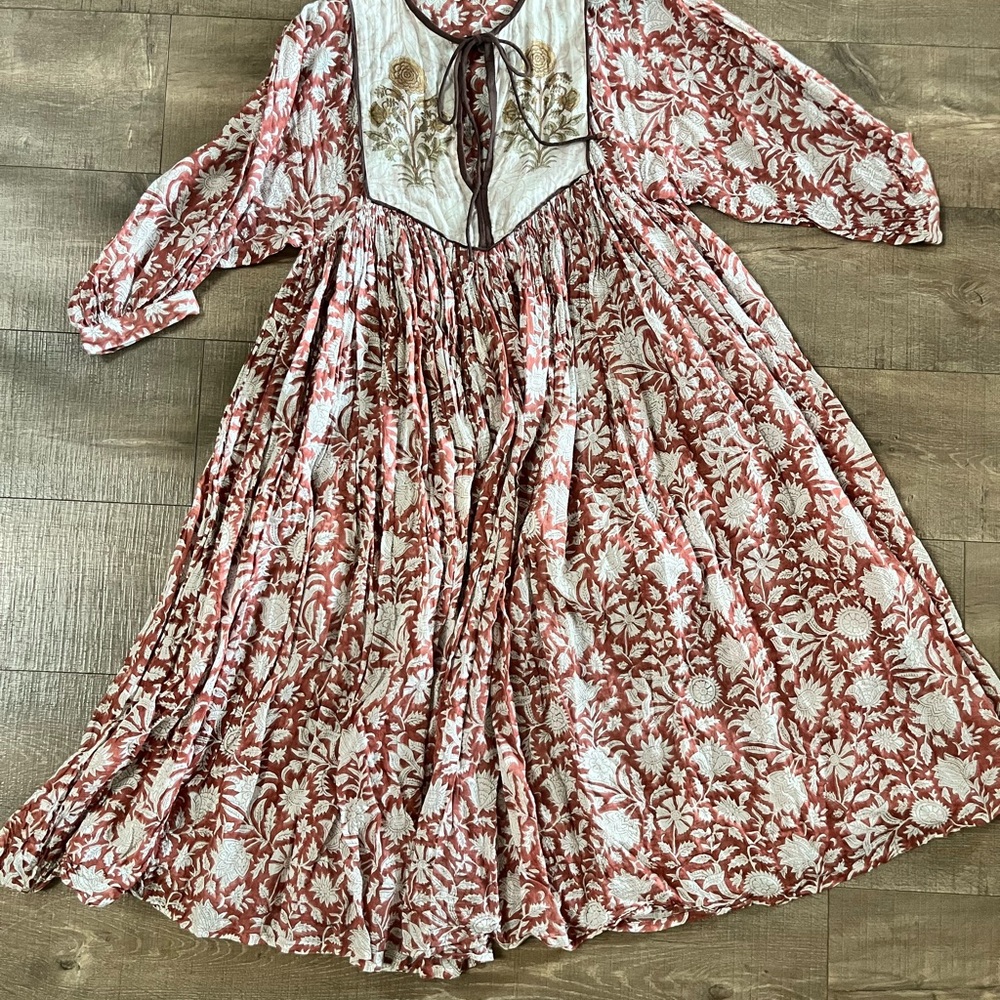 Daughters of India Diya Midi Dress - XS